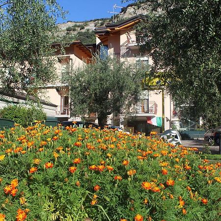 Villa Marina Torbole Sul Garda Extérieur photo