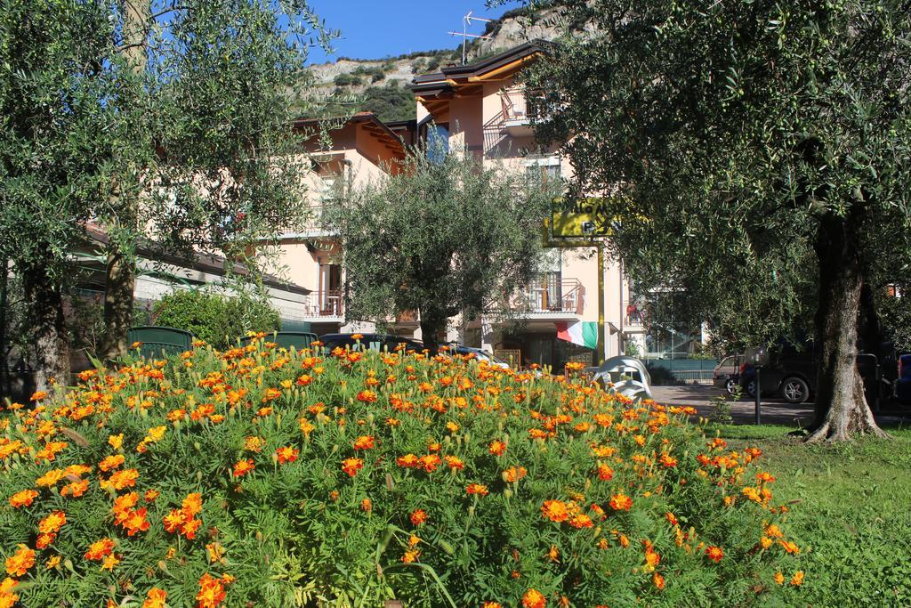 Villa Marina Torbole Sul Garda Extérieur photo