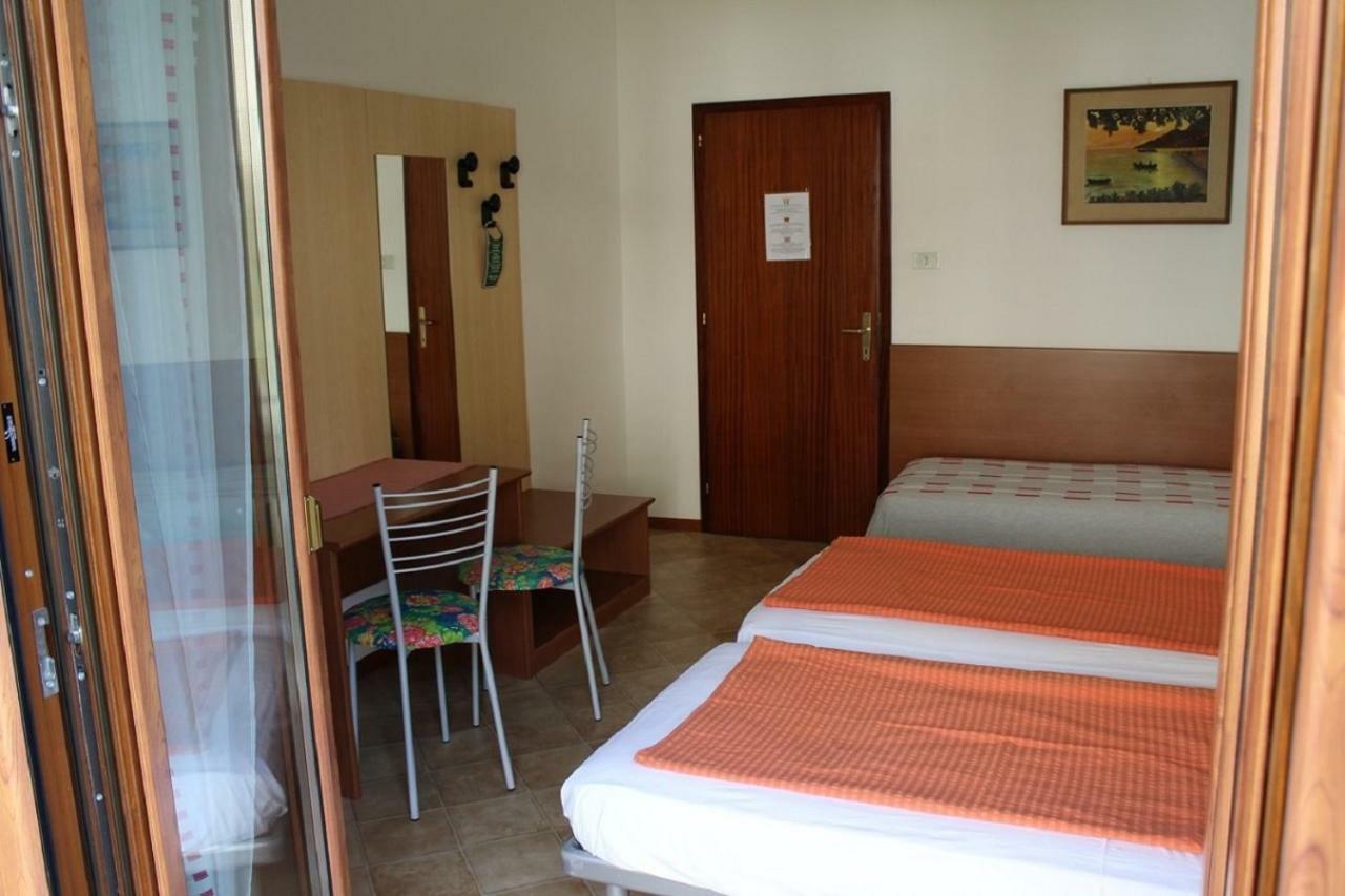 Villa Marina Torbole Sul Garda Extérieur photo